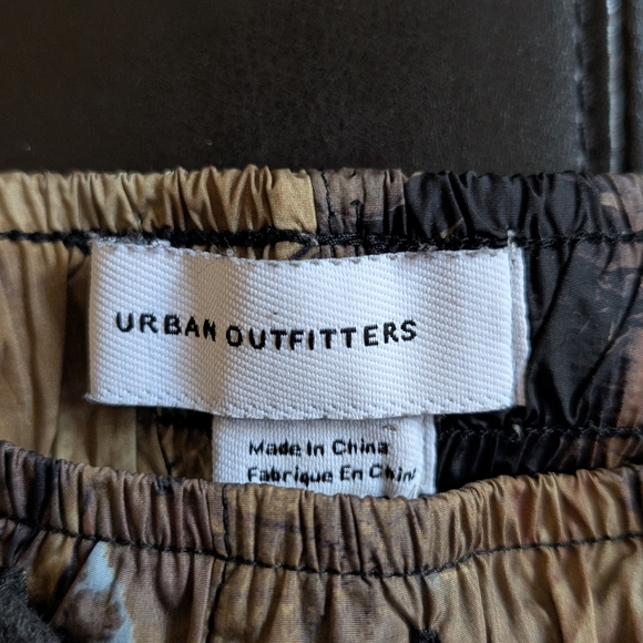 Urban Outfitters Motif Print Joggers Womens Small - Picture 5 of 6